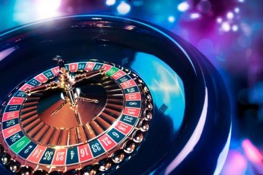 viv555 Boom City dashboard showing slot games, live tables, and Champions League markets